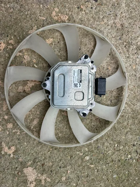 Ansamblu Electroventilator Complet (Motor + Paletă Răcire) Radiator Apă 2