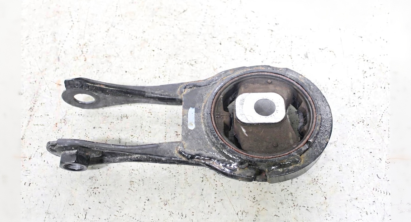 Suport antibalans Toyota Corolla e 210 si CHR Motor 1.8 hybrid AN 2016-2023 2